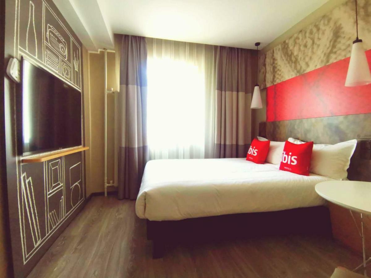 Ibis Tianjin Railway Station North Square Hotel Eksteriør billede